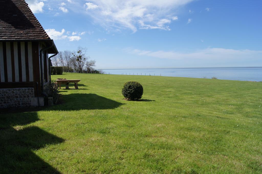 "La Girelle, Bord De Mer" Bed & Breakfast Honfleur Bagian luar foto