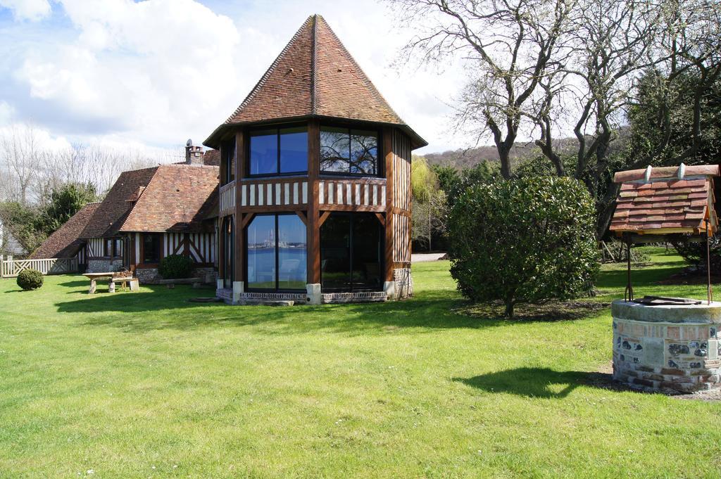 "La Girelle, Bord De Mer" Bed & Breakfast Honfleur Bagian luar foto