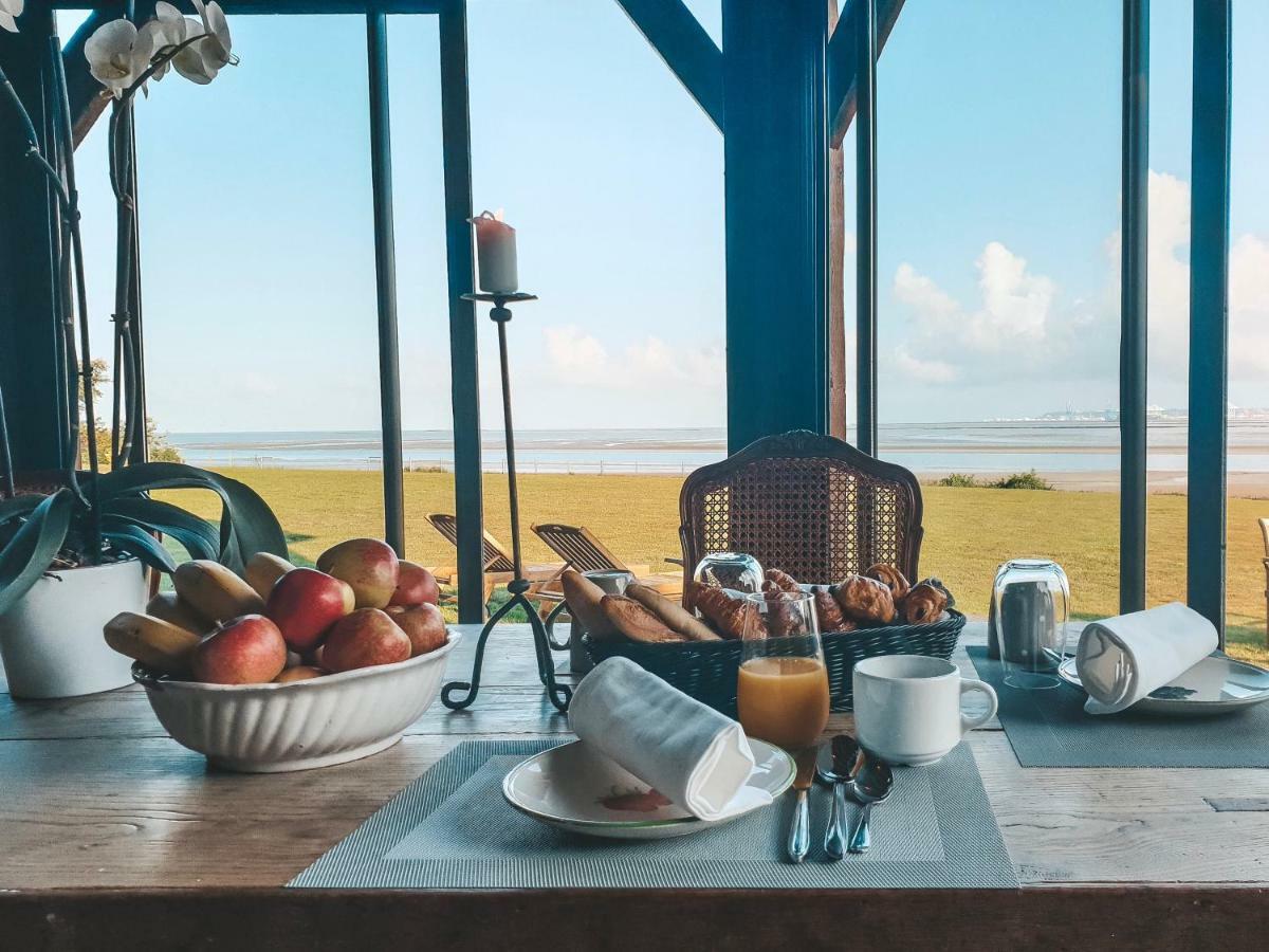 "La Girelle, Bord De Mer" Bed & Breakfast Honfleur Bagian luar foto