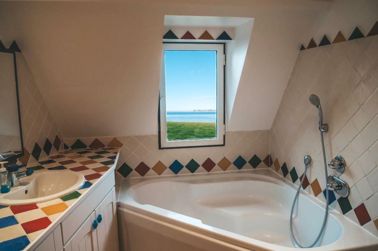 "La Girelle, Bord De Mer" Bed & Breakfast Honfleur Bagian luar foto