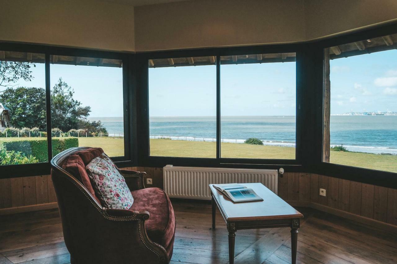 "La Girelle, Bord De Mer" Bed & Breakfast Honfleur Bagian luar foto